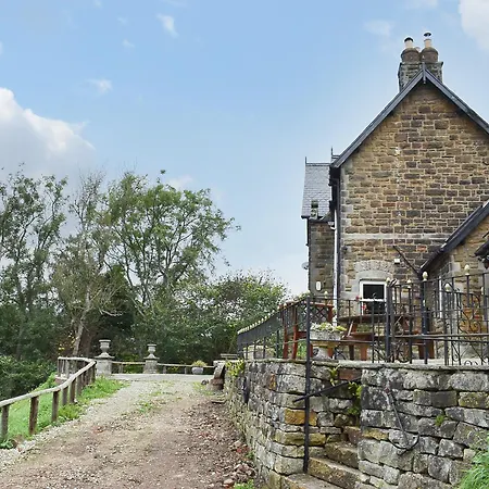 Дом отдыха Grosmont Villa